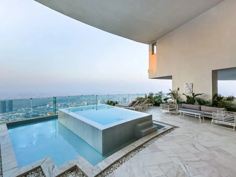 Luxury Penthouse I PVT Pool I Marina and Burj View